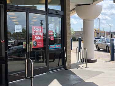 Custom commercial glass storefront installed in New York City by Levinson Glass